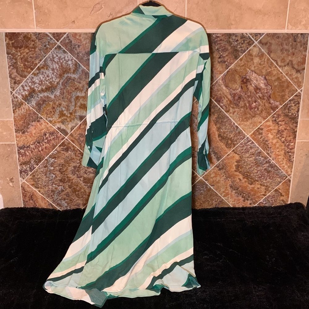 FRESH & EFFORTLESS | Mango Green Striped Print Dress - NWT Size Medium - Picture 4 of 14